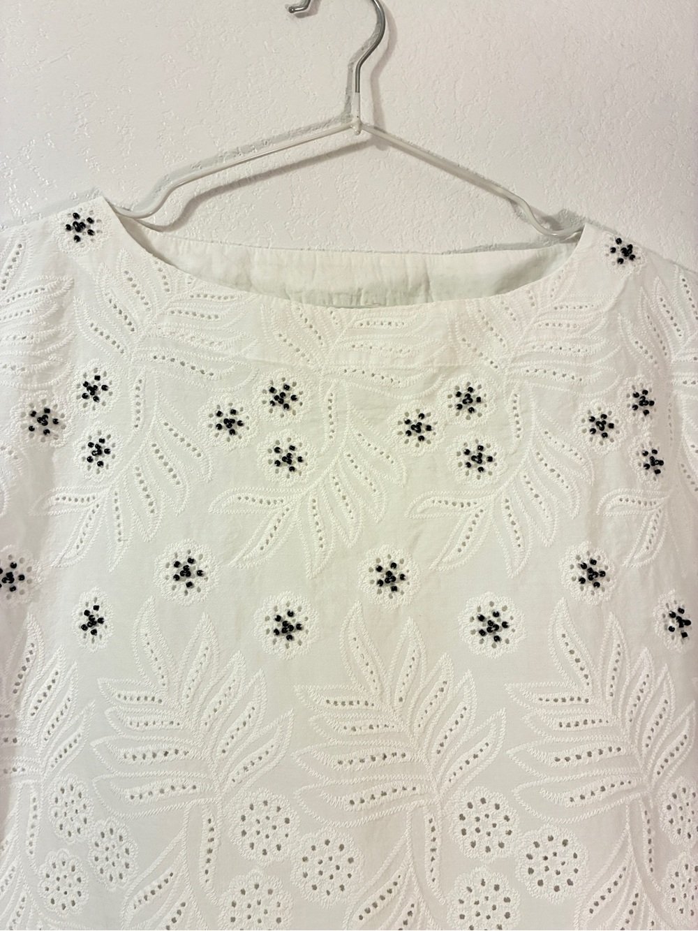 Solitaire White Eyelet Embroidered Short Sleeve Tee - Picture 5 of 7